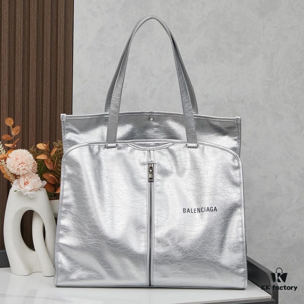 Box Included, The Trash Bag Trend Is Too Strong, I'm Obsessed with Balenciaga Again