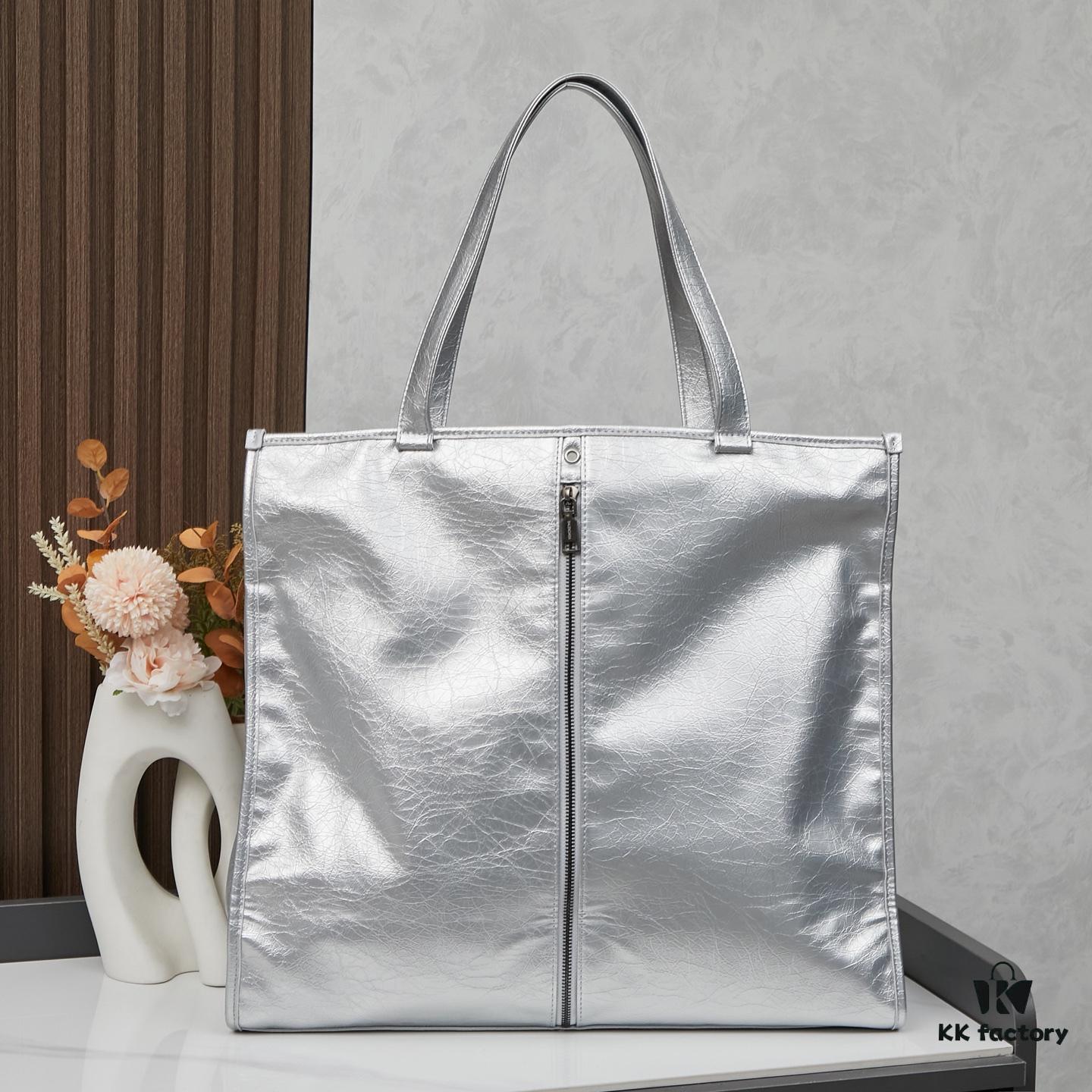 Box Included, The Trash Bag Trend Is Too Strong, I'm Obsessed with Balenciaga Again