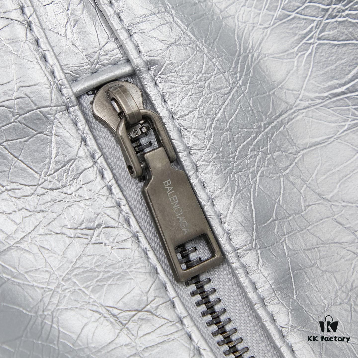 Box Included, The Trash Bag Trend Is Too Strong, I'm Obsessed with Balenciaga Again