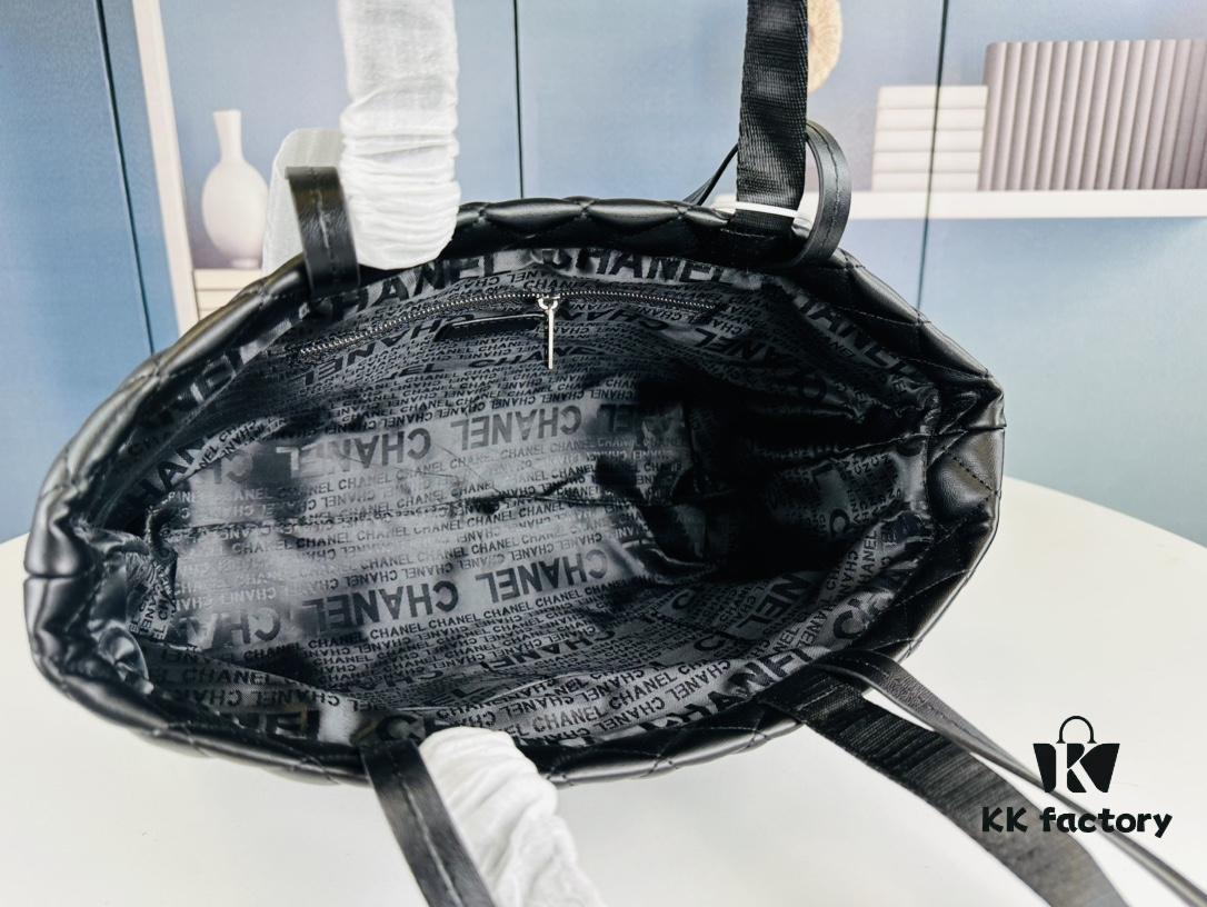 New Arrival CHANEL Beach Bag 😍 Full of High-End Elegance