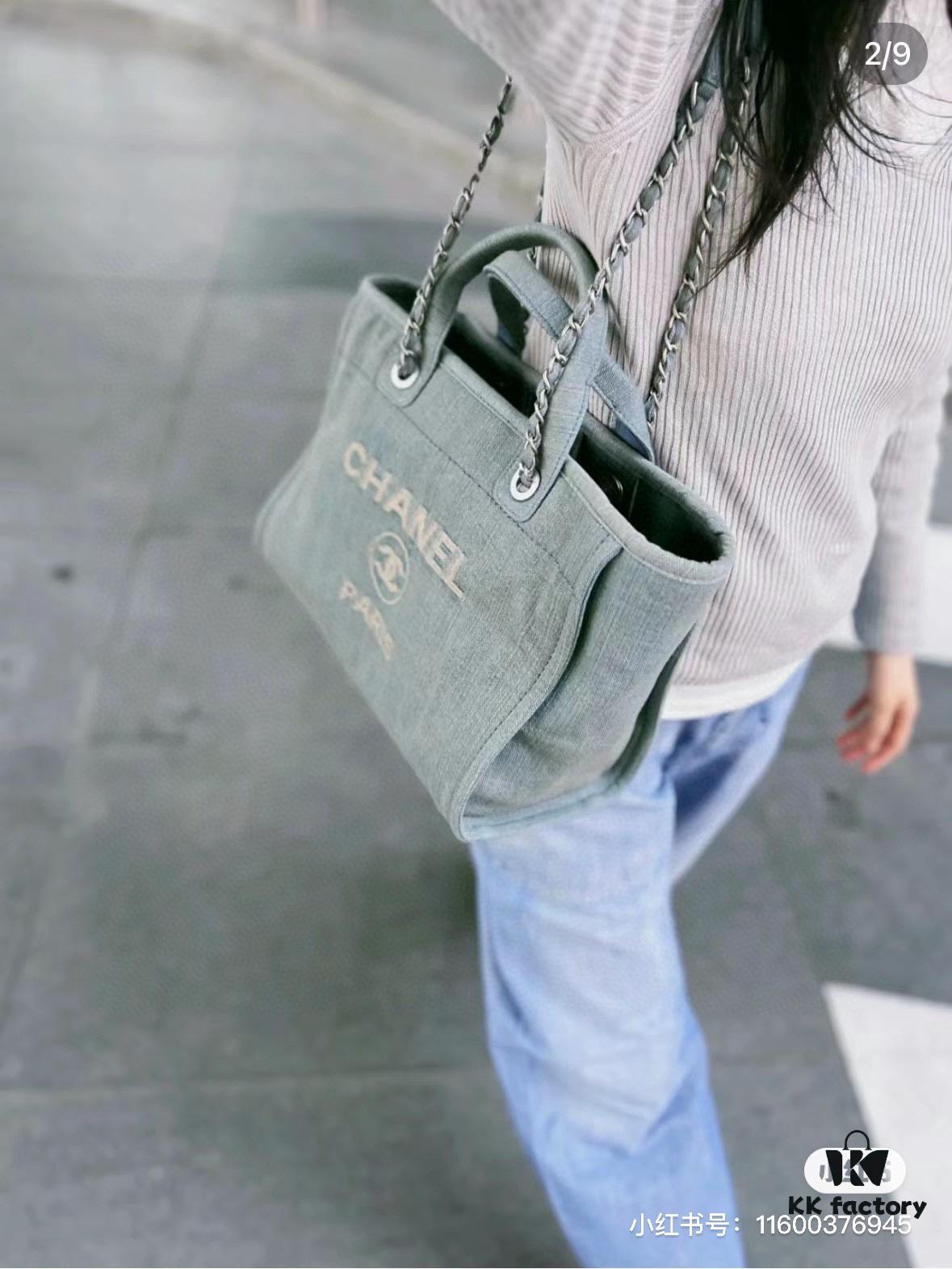 New Arrival 💙 Who Doesn't Have a Chanel Beach Bag Yet? 🏖️