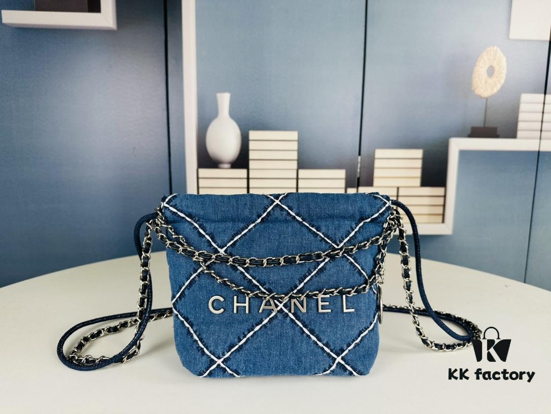 Mini New Chanel 22 Bag in Denim | The Season of Falling for Denim Again