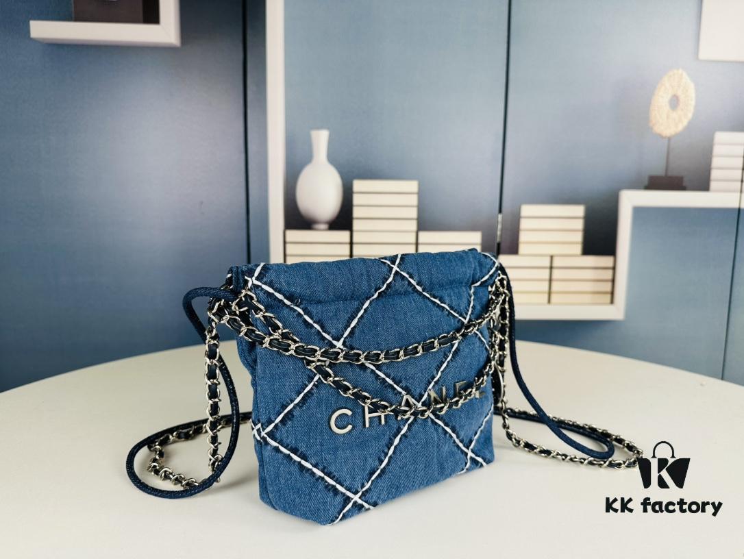 Mini New Chanel 22 Bag in Denim | The Season of Falling for Denim Again