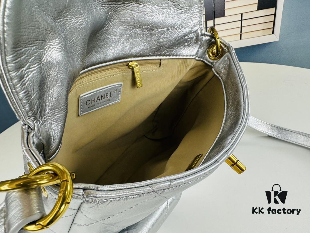 New Arrival: Could This Be the Hottest Chanel 24P Hippie Hobo of 2024?