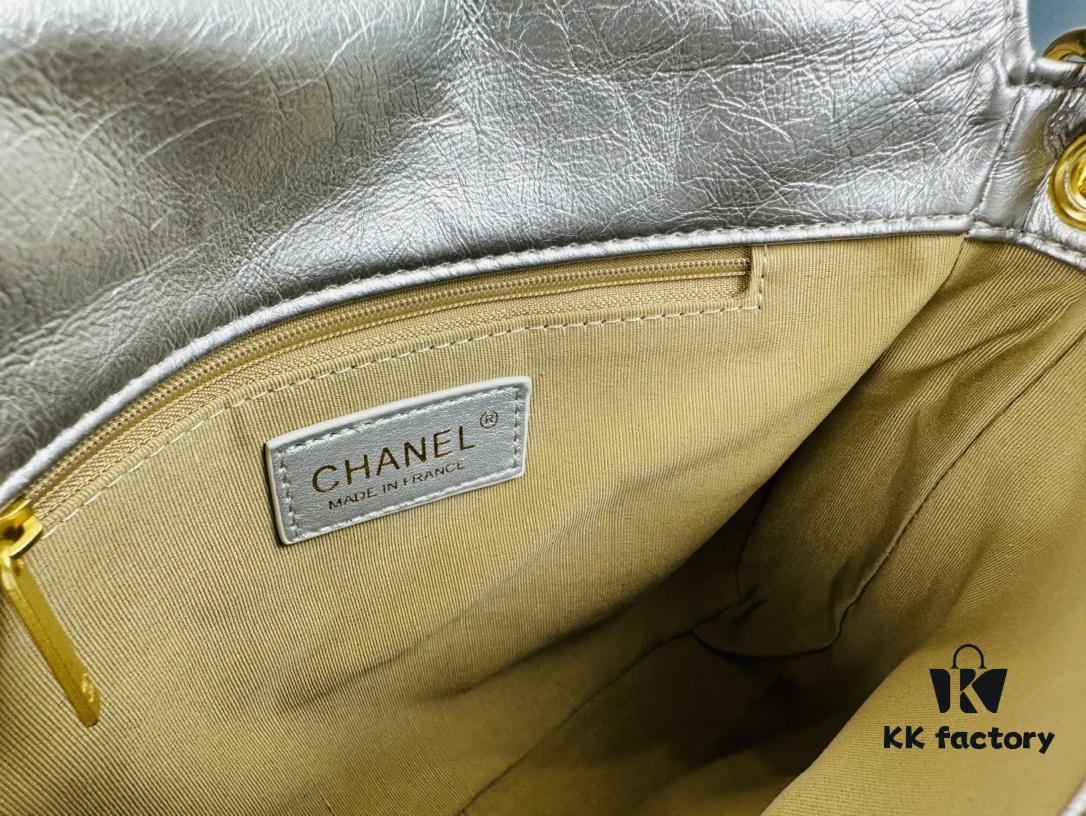 New Arrival: Could This Be the Hottest Chanel 24P Hippie Hobo of 2024?