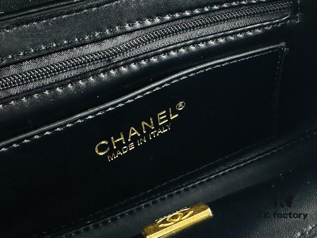 New CHANEL 23K Kelly Nano - Absolutely Stunning