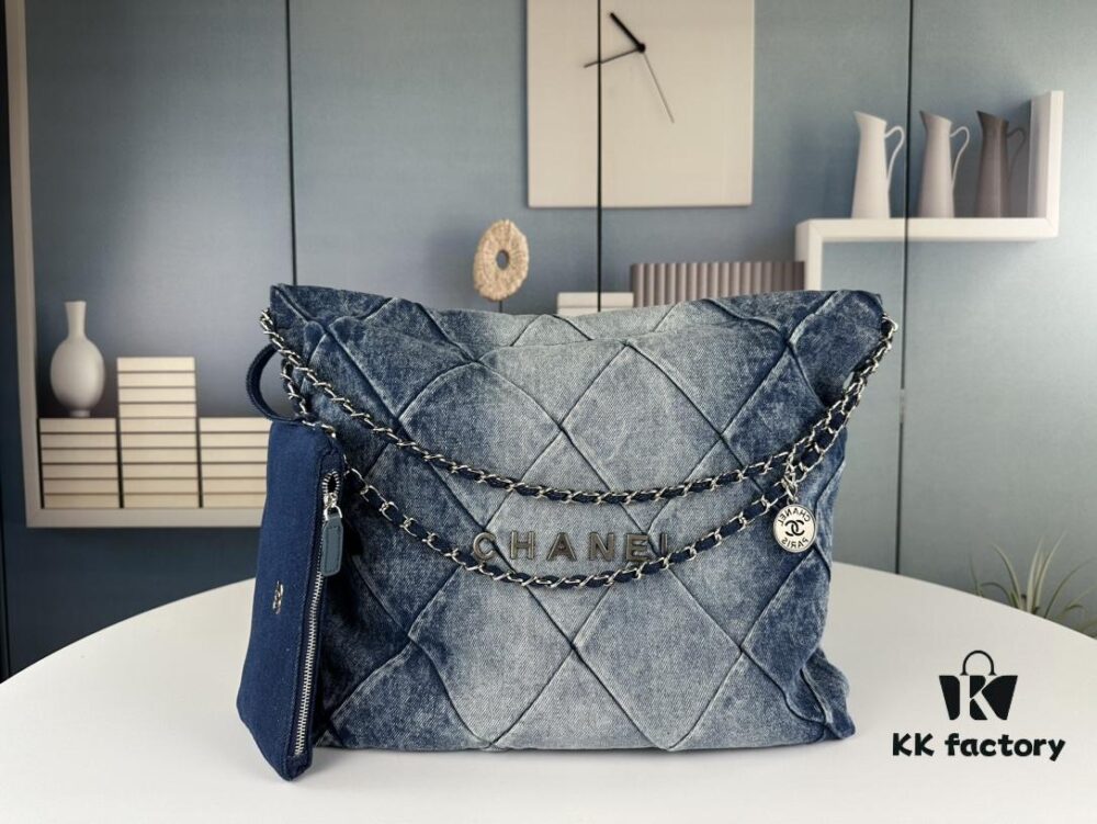 Large Size Bestseller – Absolutely Stunning! Finally Here: Chanel Denim 22Bag in 23C