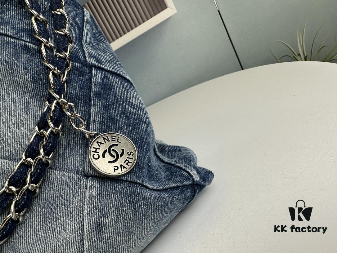 Large Size Bestseller – Absolutely Stunning! Finally Here: Chanel Denim 22Bag in 23C