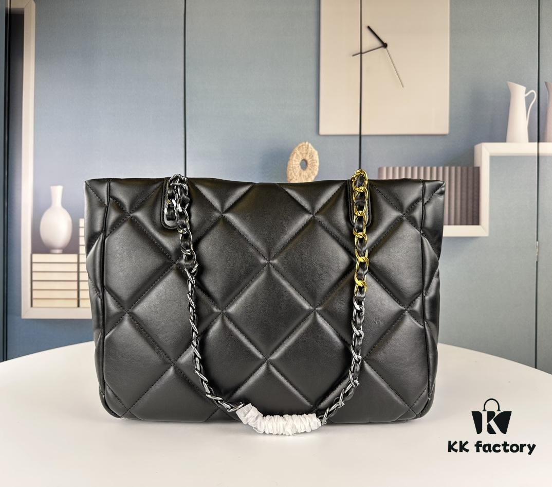 New Arrival with a Surprise! The Underrated Chanel 19 Bag Tote