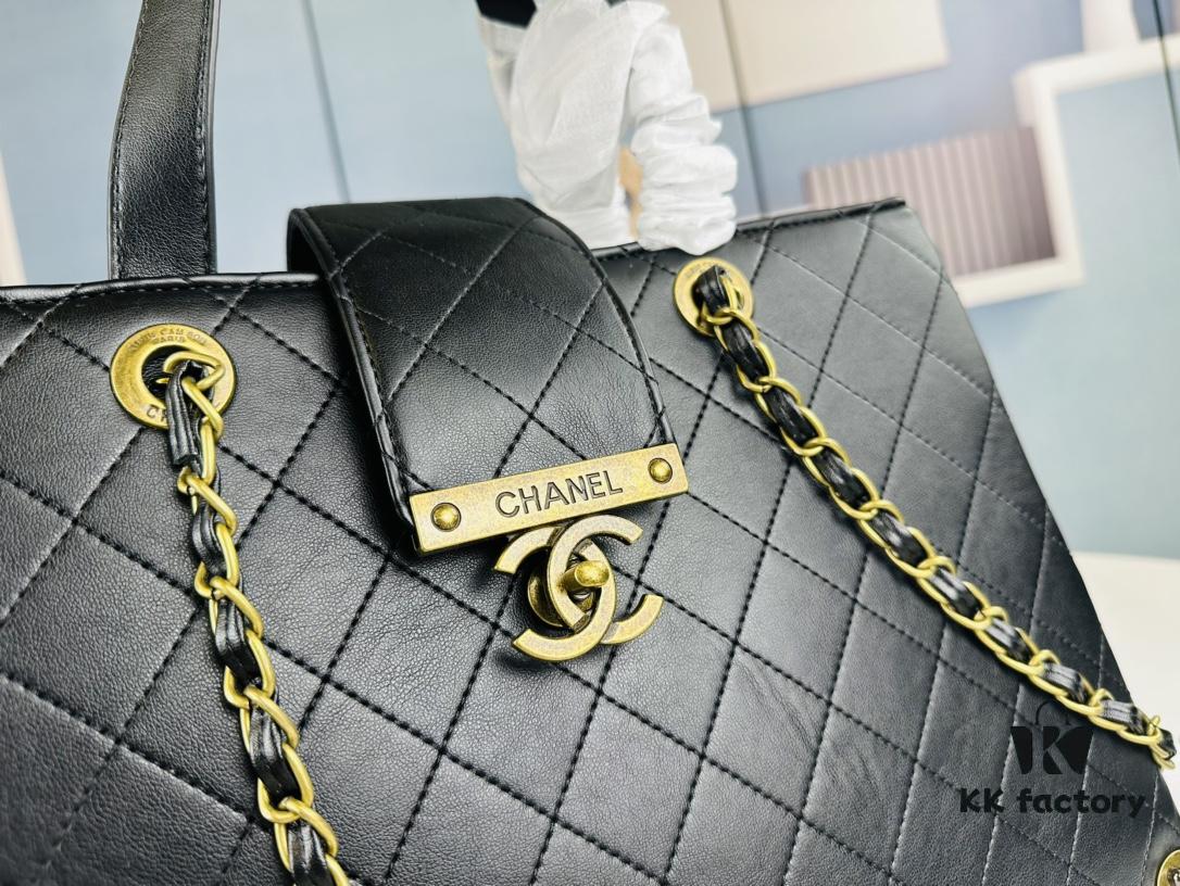 New Arrival Chanel 24C Vintage Style Messenger Bag