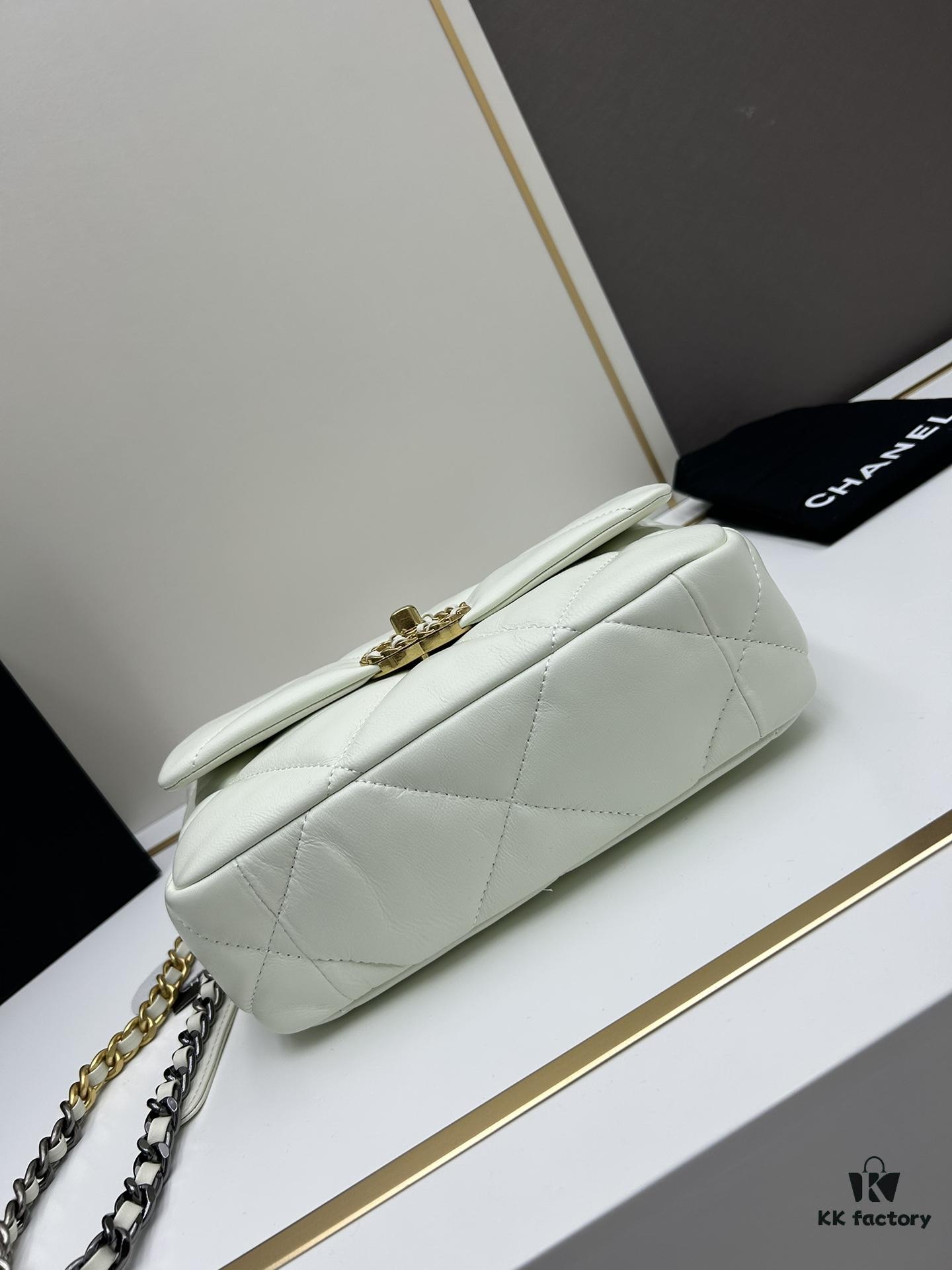 Upgraded Ohanel Fall/Winter 19 Bag Combining All Classic Pillow Bag Elements