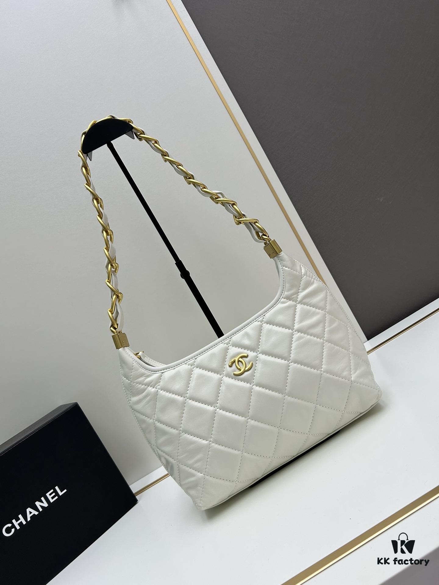 CHANEL 24A Large Hobo Bag in Vintage Wax Leather – In Stock Now