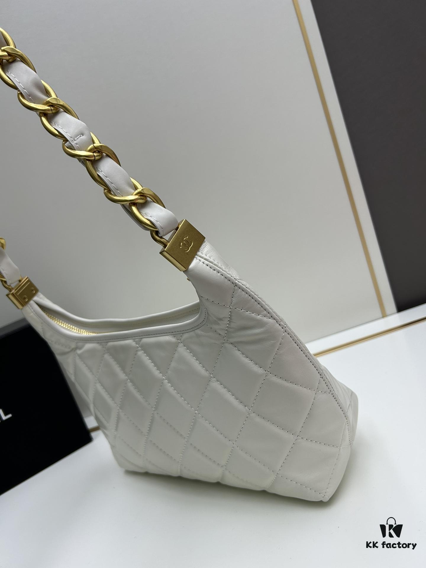 CHANEL 24A Large Hobo Bag in Vintage Wax Leather – In Stock Now