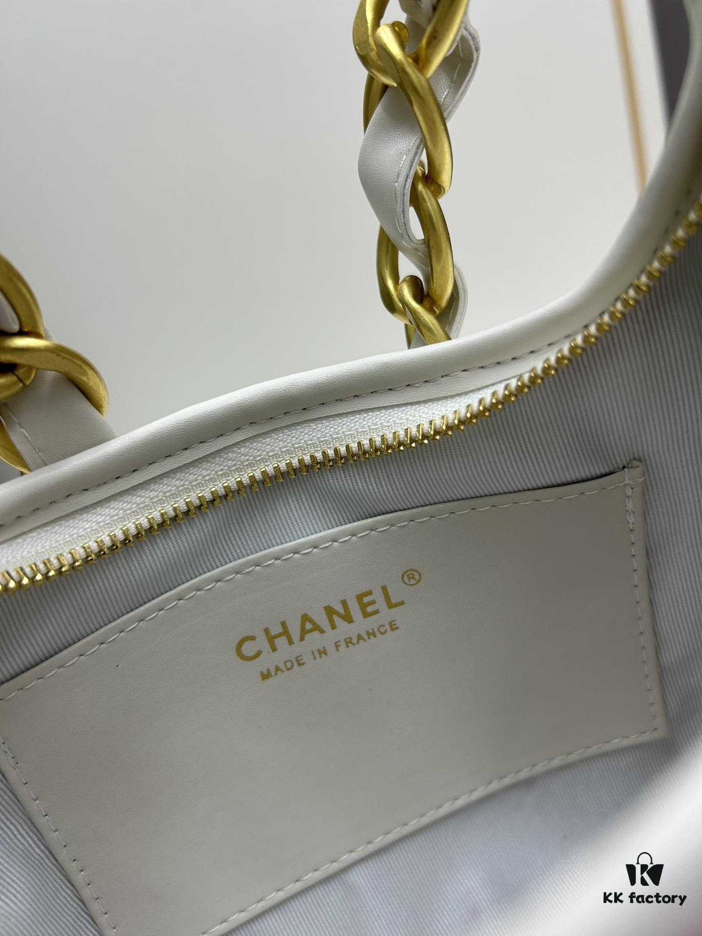Chanel 24A Small Hobo Bag in Oil-Waxed Full-Grain Leather