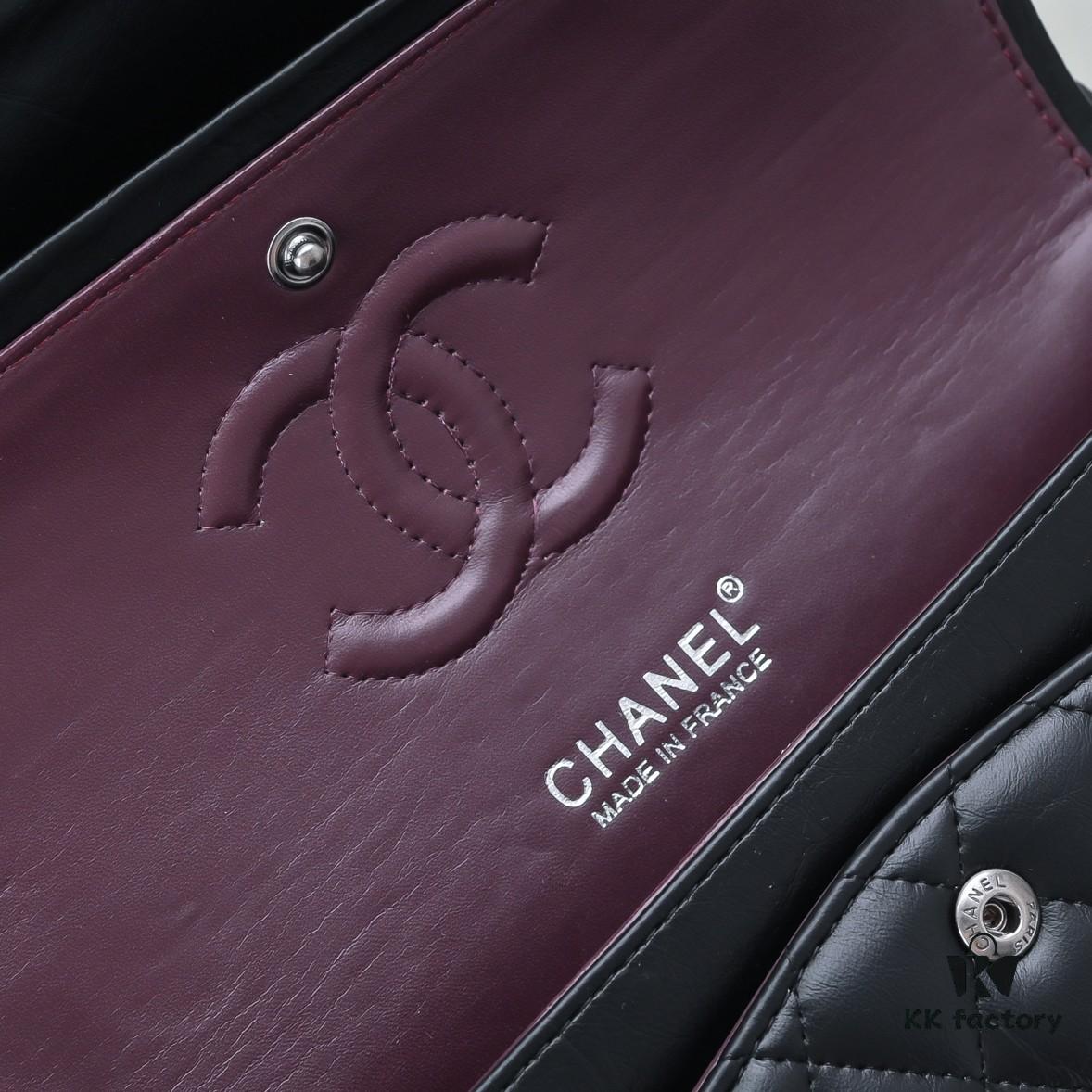 Chanel 2.55 Reissue Eternal Classic Autumn/Winter 2019 Official Latest Imported Calfskin Leather, Fine and Soft Texture, Comfortable to the Touch, Comparable to Boutique Quality. 2.55 is a Square Flap Bag with a Metal Chain, Double Compartment, Turn-Lock Closure, Named After Its Birth Month—February 1955