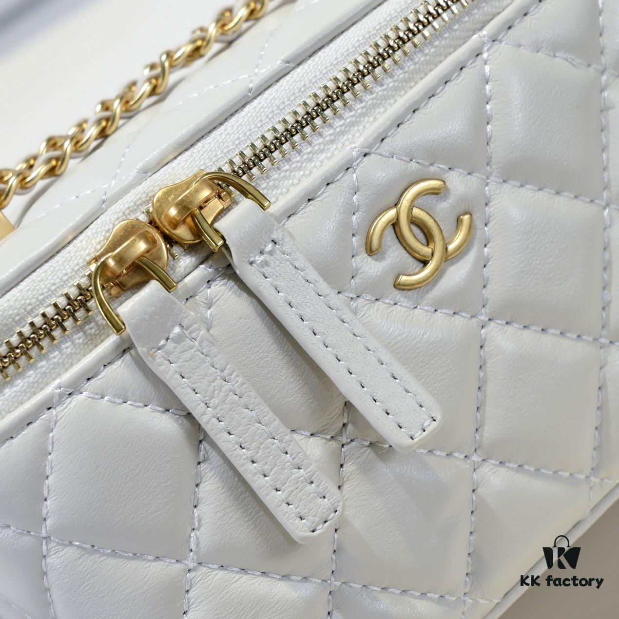 Chanel 2022 Fall/Winter New Arrival Gold Ball Compact Makeup Case - Small Storage Box with Original Hardware, Imported Lambskin