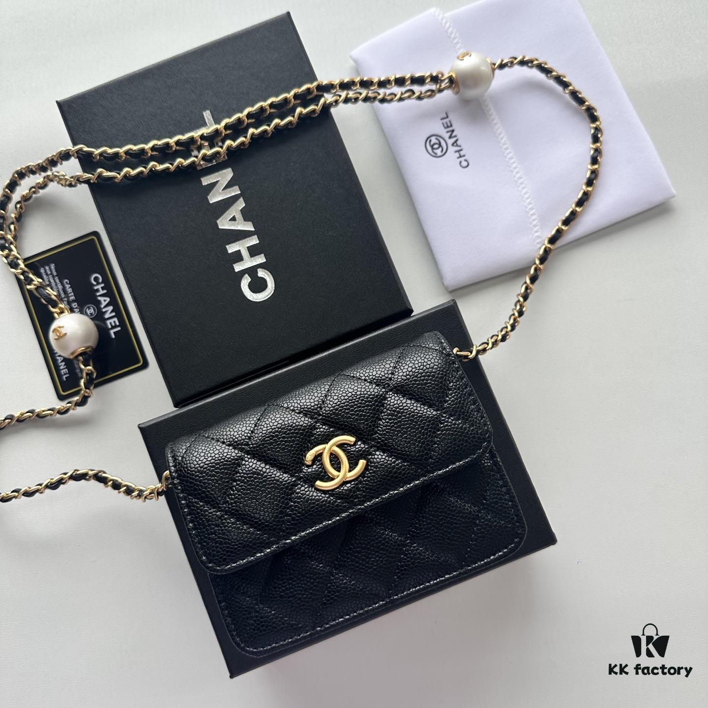 Best-selling Chanel-style Quilted Caviar Leather Bag with Pearl and Chain Hardware