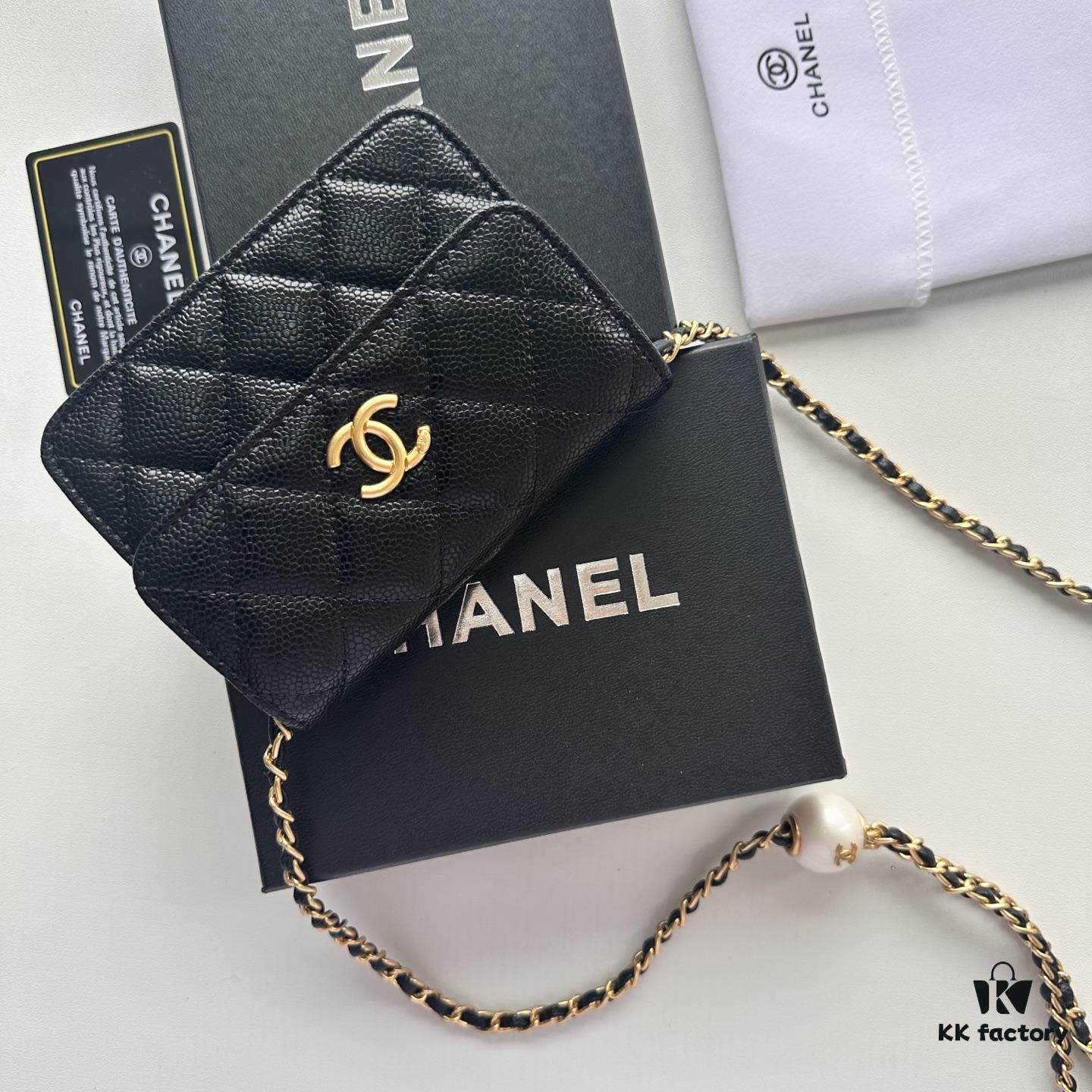 Best-selling Chanel-style Quilted Caviar Leather Bag with Pearl and Chain Hardware