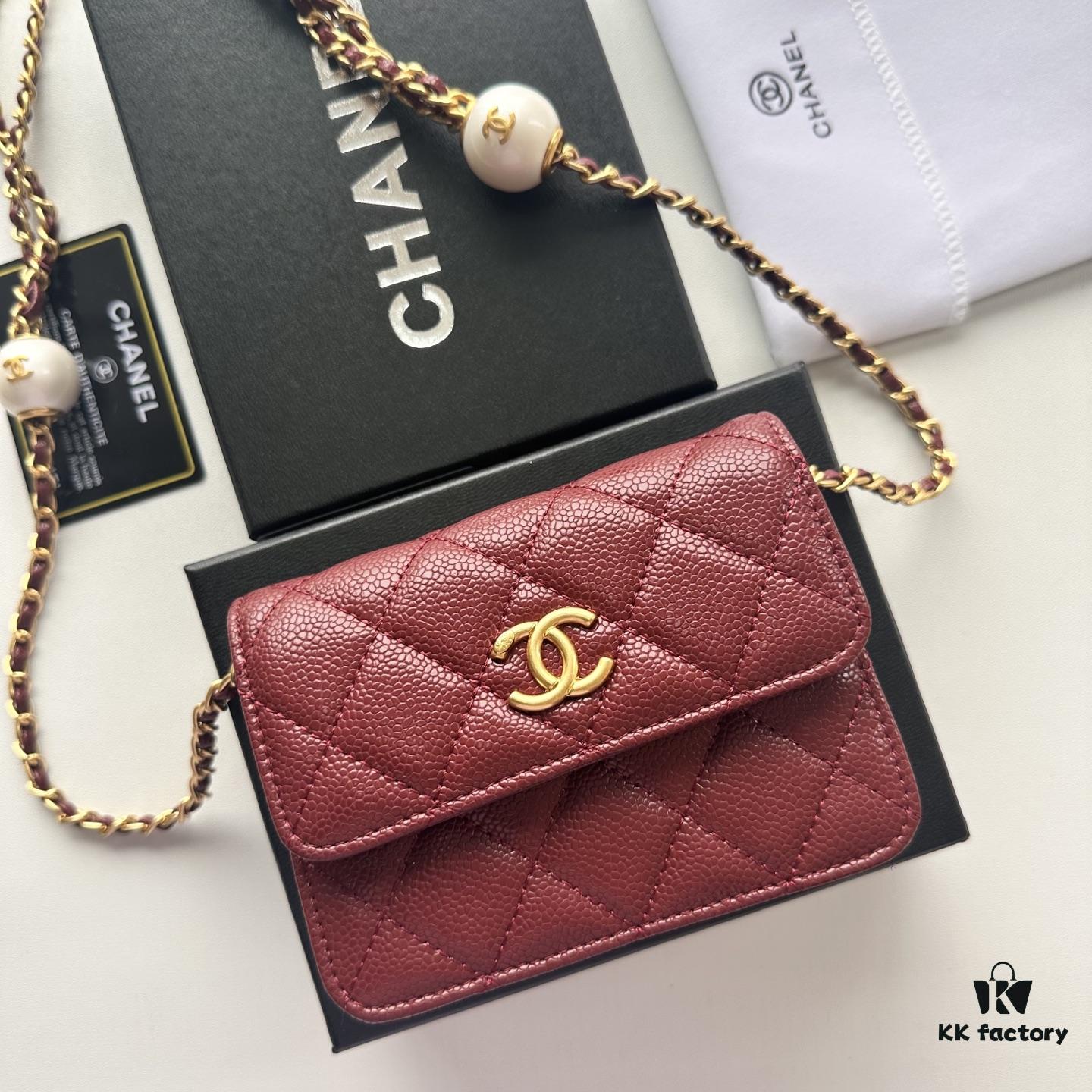 Chanel Luxury Counter Model ❤❤ Caviar Leather with Pearl and Chain Hardware, Full Leather Interior and Exterior, High-Quality Craftsmanship, Gold-Tone Clasp, Can Be Worn as Shoulder Bag, Crossbody or Waist Bag