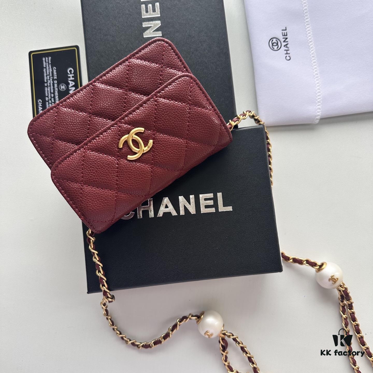 Chanel Luxury Counter Model ❤❤ Caviar Leather with Pearl and Chain Hardware, Full Leather Interior and Exterior, High-Quality Craftsmanship, Gold-Tone Clasp, Can Be Worn as Shoulder Bag, Crossbody or Waist Bag