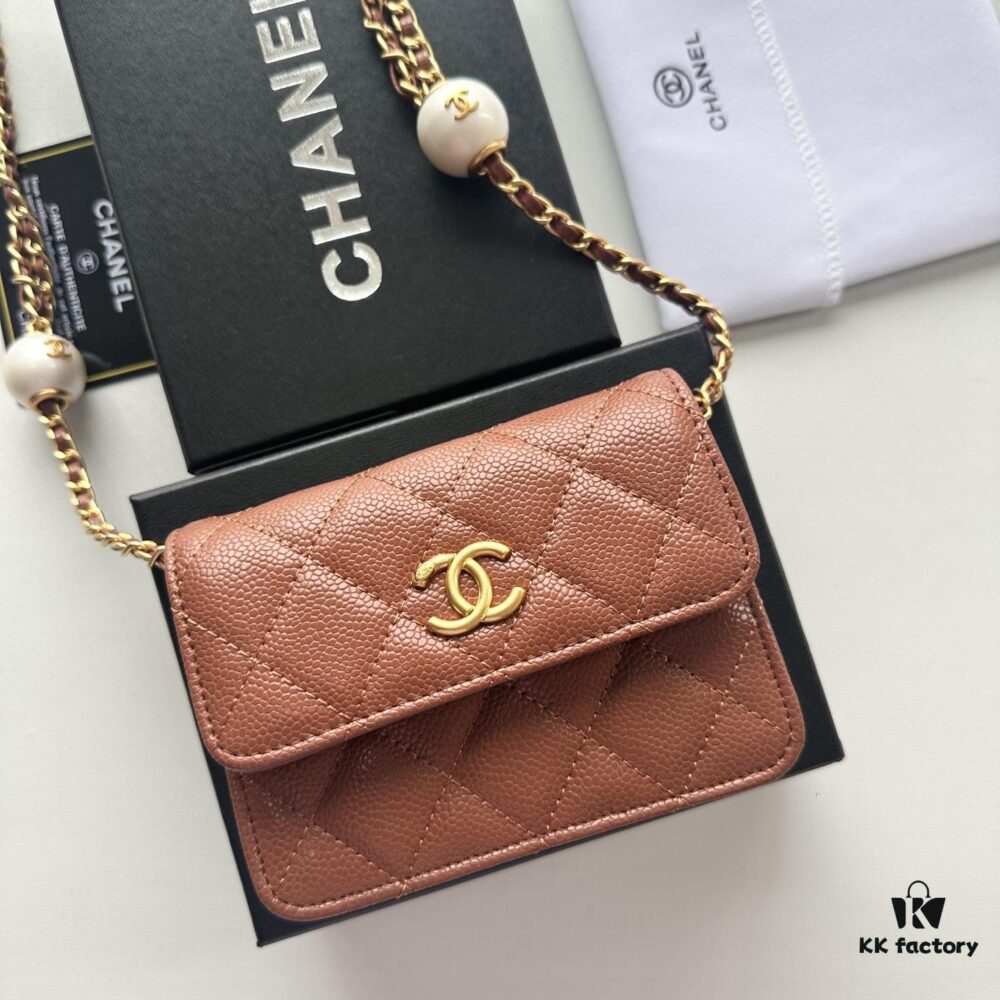 Chanel Boutique Style ❤❤ Caviar Leather with Pearl and Chain Hardware, Full Leather Interior and Exterior, High-Quality Craftsmanship, Gold-Tone Clasp, Can Be Worn as Shoulder Bag, Crossbody or Waist Bag