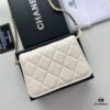 Chanel Luxury Counter Model ❤❤ Caviar Leather with Pearl and Chain Hardware, Full Leather Inside and Out, High-Quality Craftsmanship, Gold-Tone Clasp, Shoulder or Crossbody Wear, Can Be Used as Waist Bag