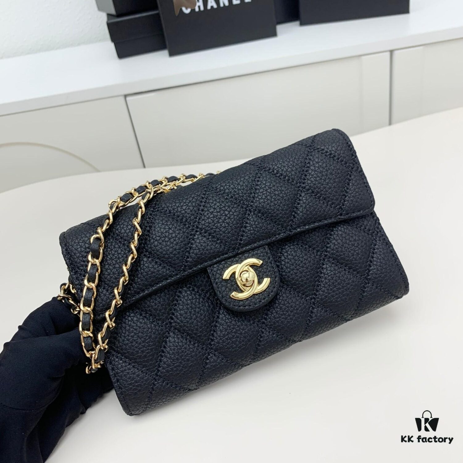 Bestselling Chanel Chain Shoulder Crossbody Mini Bag
