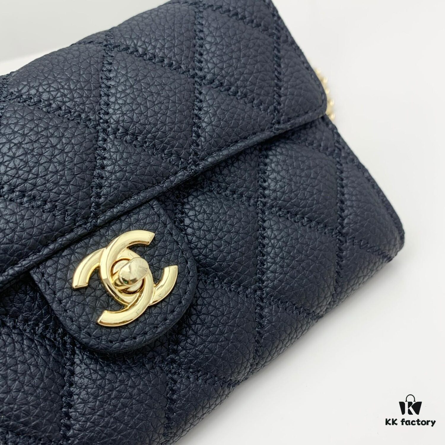 Bestselling Chanel Chain Shoulder Crossbody Mini Bag