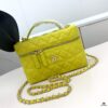 Chanel 25c LPCHANL - Vintage Elegance with Sophisticated Charm