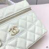 Chanel 25c LPCHANL - Vintage Elegance with Sophisticated Charm