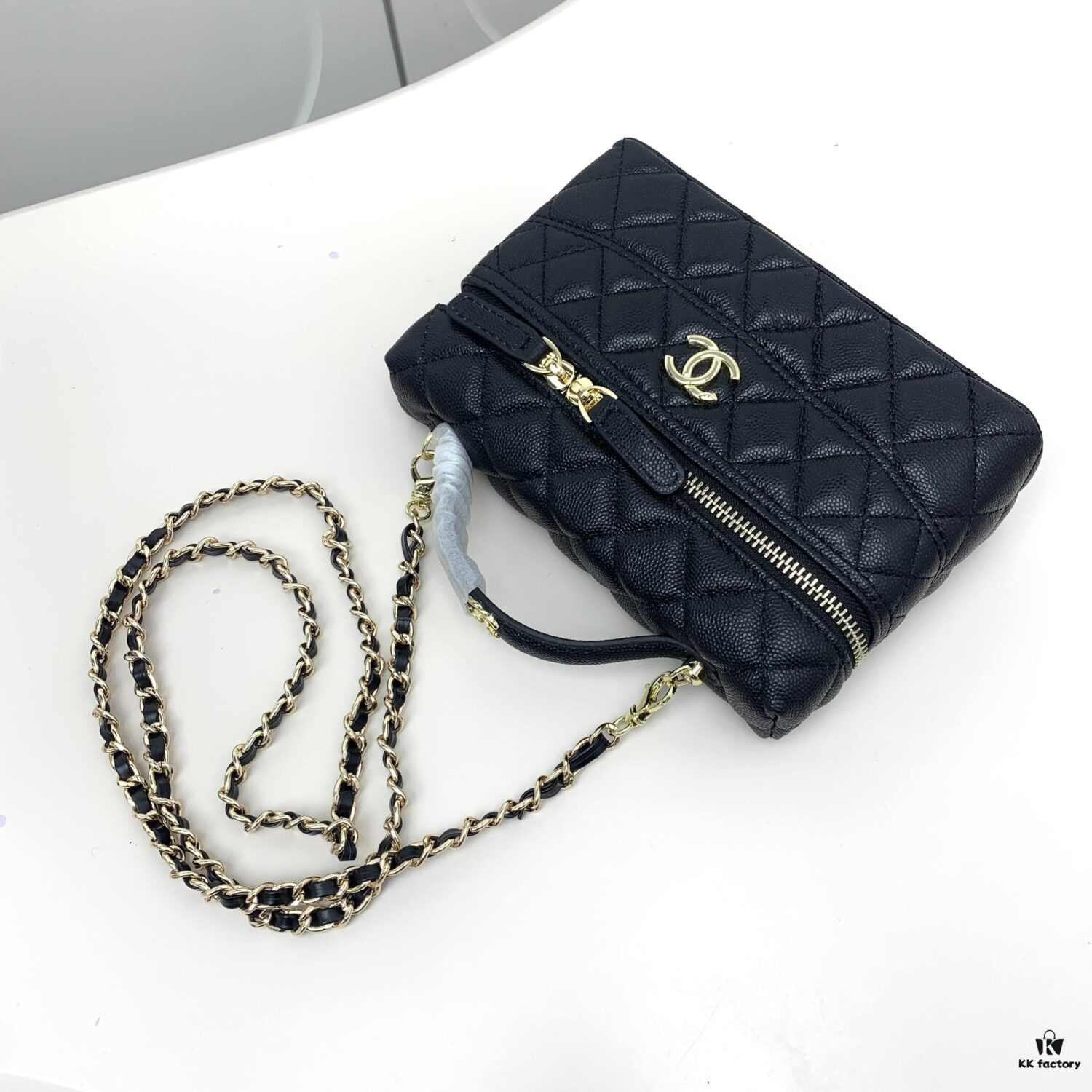 Chanel 25c LPCHANL - Vintage Elegance with Premium Sensibility
