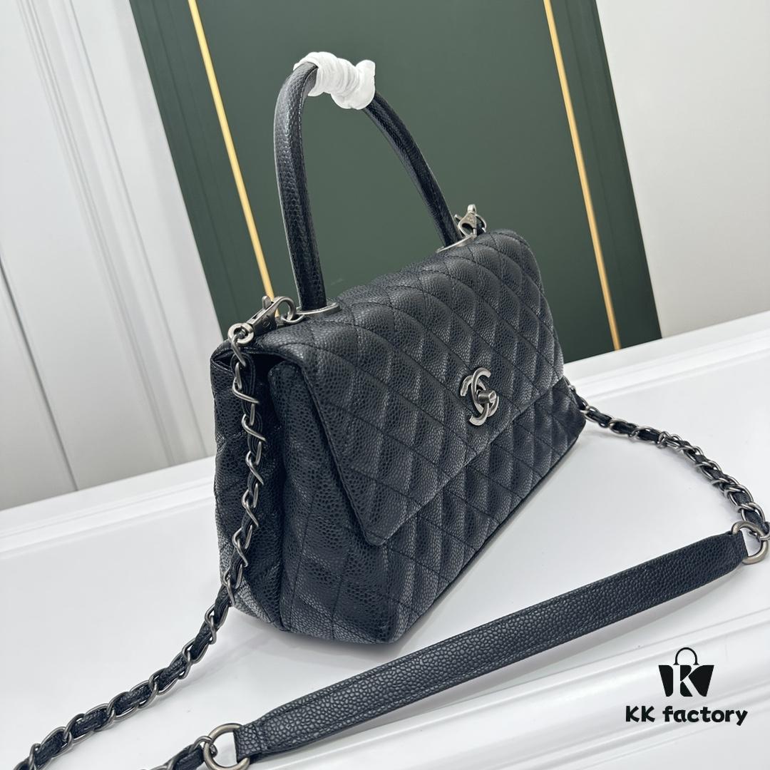 Calfskin Leather Handbag with Lizard Texture, Exclusive Chanel-Style Hardware, Dual Carry Tote & Shoulder Bag