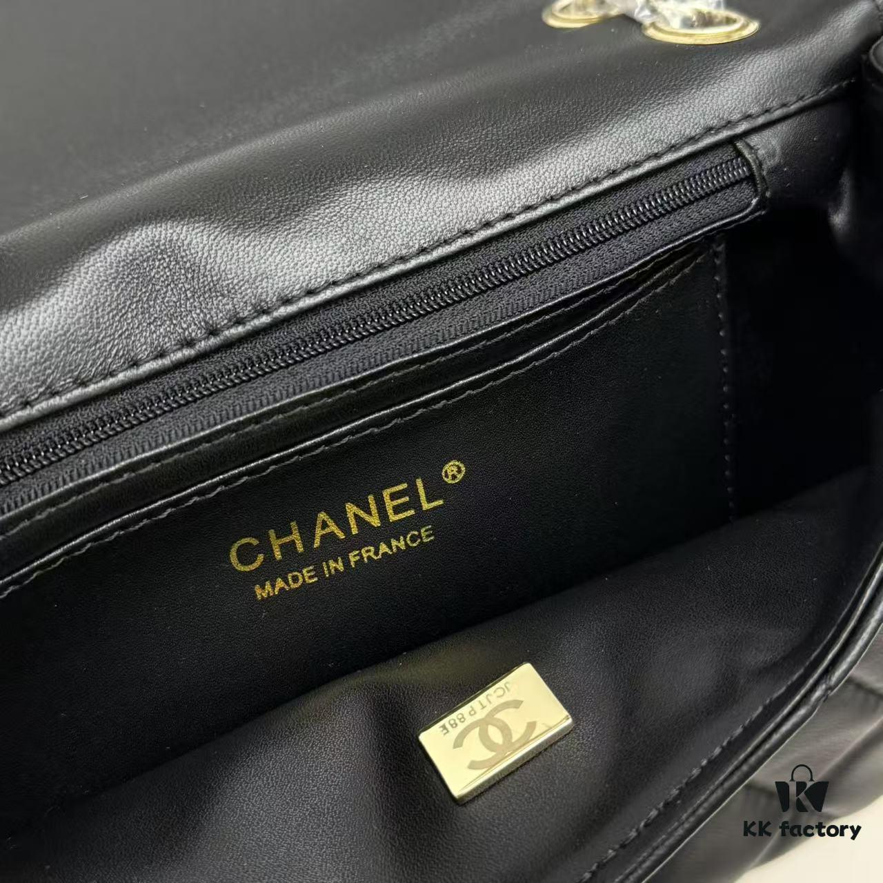 CHANEL 25P Panda Spring-Summer Collection Black and White Calfskin with Gold Hardware