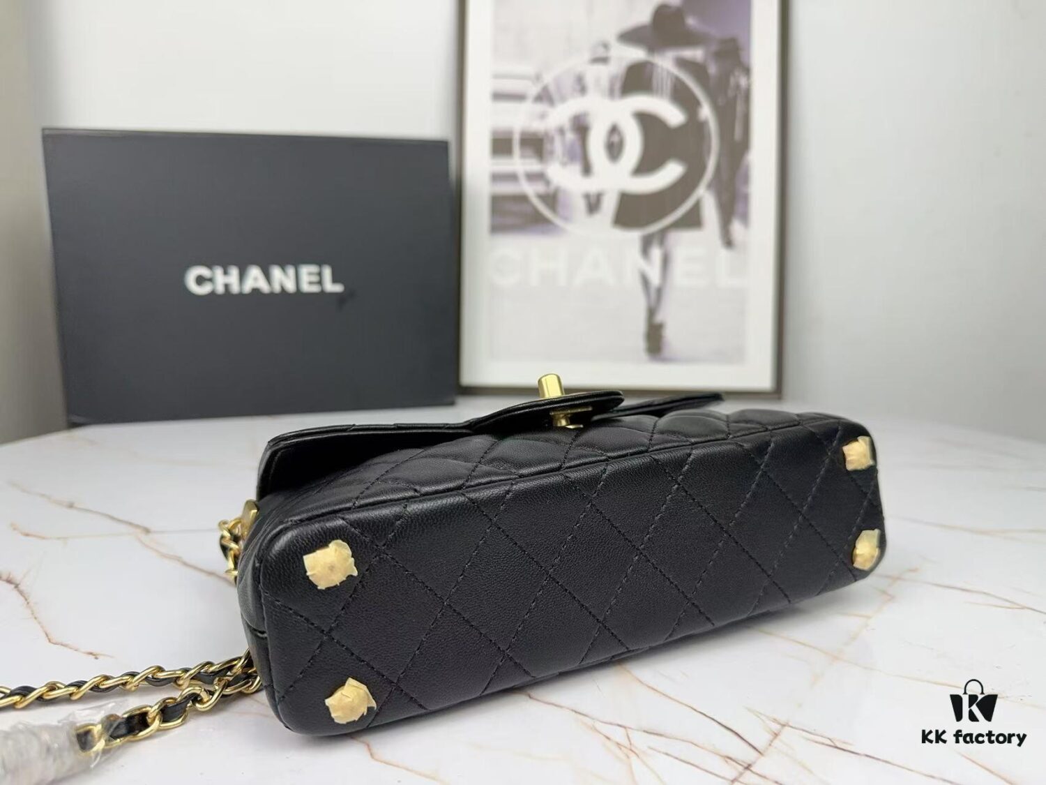 CHANEL 25P New Handle Top Handle Bag Mini in Black and Gold Lambskin