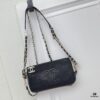 Top Quality Genuine Top-Grain Leather Vintage Chanel Chain Bag, Lazy and Stylish, Perfectly Sized at 22 x 13cm