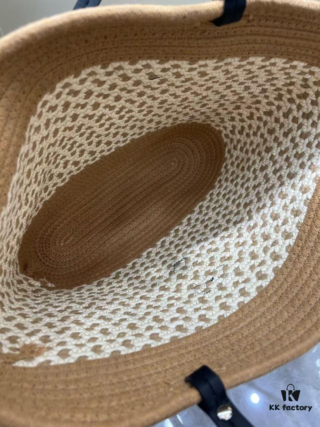 Chanel Summer New Arrival Woven Handbag, Large-Capacity Tote, Vacation Beach Bag, Shoulder Bag 43.28