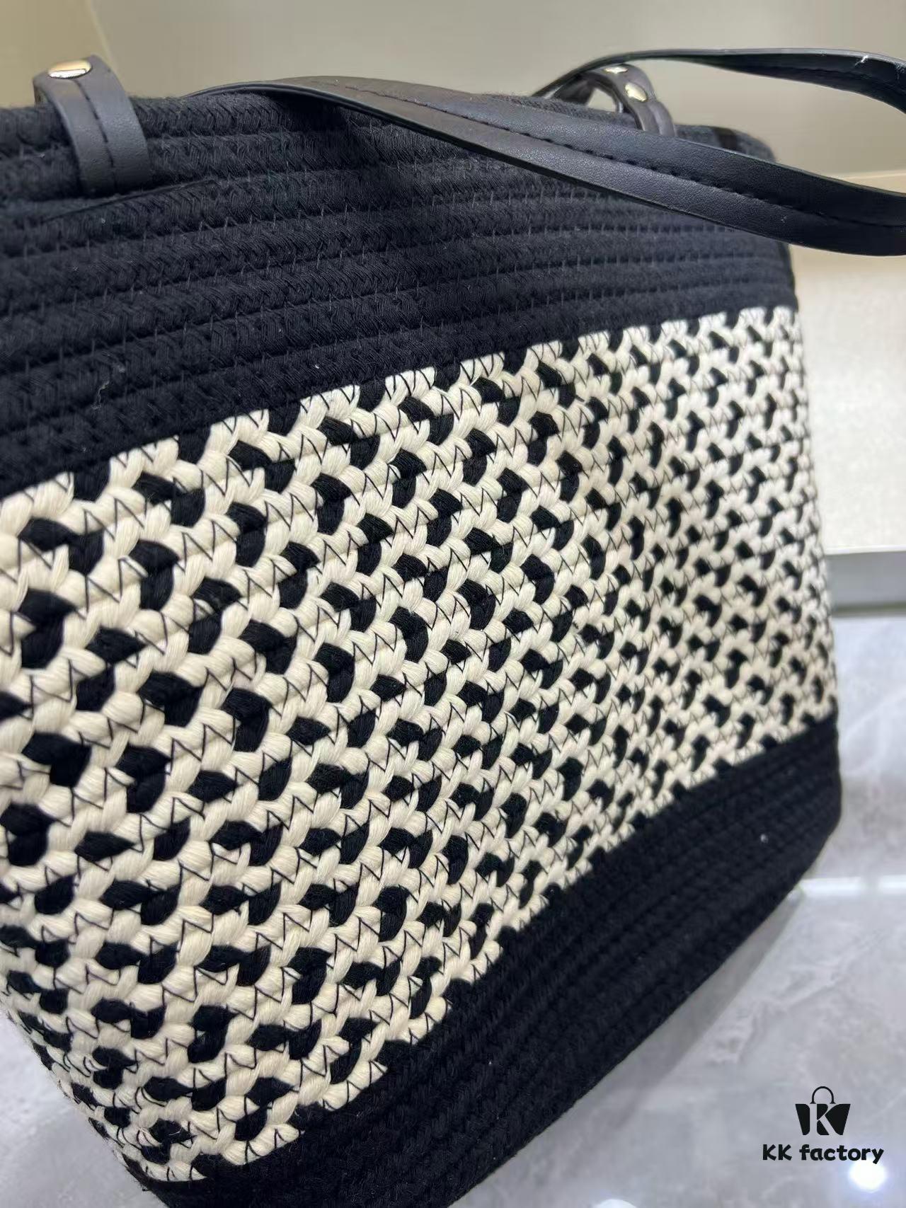 Chanel Summer New Arrival Woven Bag, Large-Capacity Tote, Vacation Beach Bag, Shoulder Bag 43.28