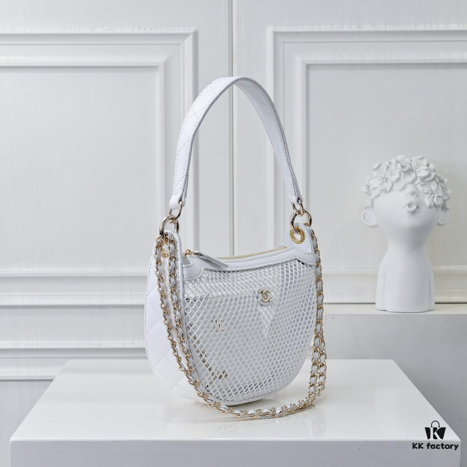 CHANEL 25S Spring/Summer Bestseller Series - Chanel Mesh Netted Handbag