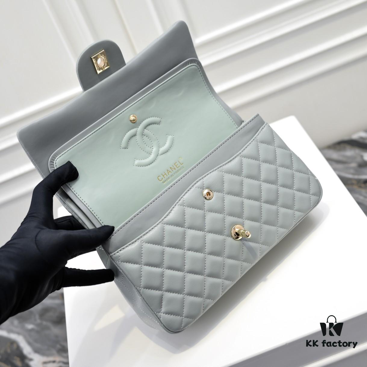 CHANEL Lambskin Classic Crossbody Bag with Red Interior, Summer Style 1112