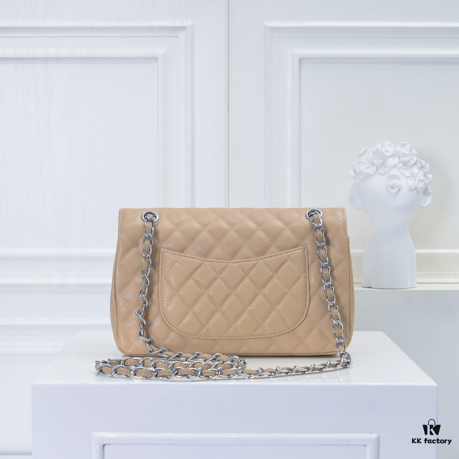Chanel Classic Flap Bag CF2.55, Ultimate Luxury Item, Top-Tier Caviar Quilted Calfskin with Genuine 24K Gold Hardware
