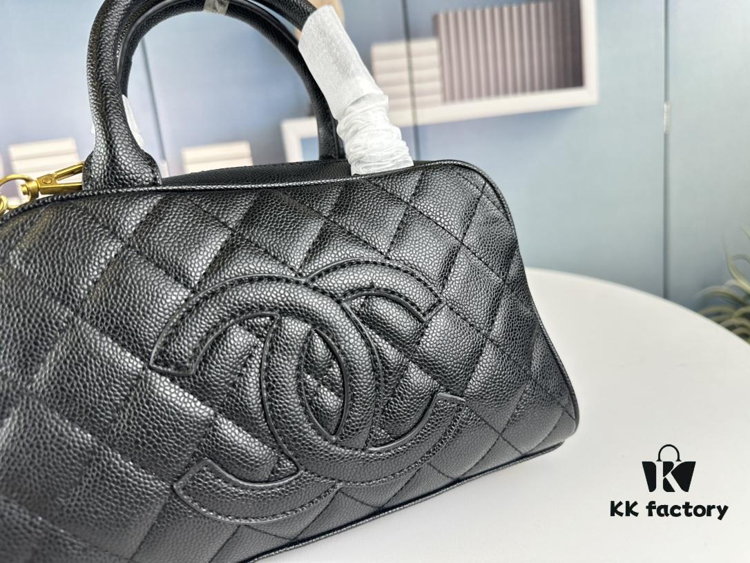 New Arrival Batch Jennie's Same Style Chanel Bowling Bag in Black – Why Is It So Popular?