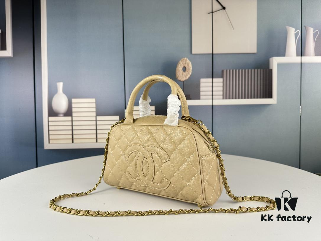 New Arrival Wholesale Jennie Same Style Chanel Bowling Bag in Black – Why Is It So Popular?