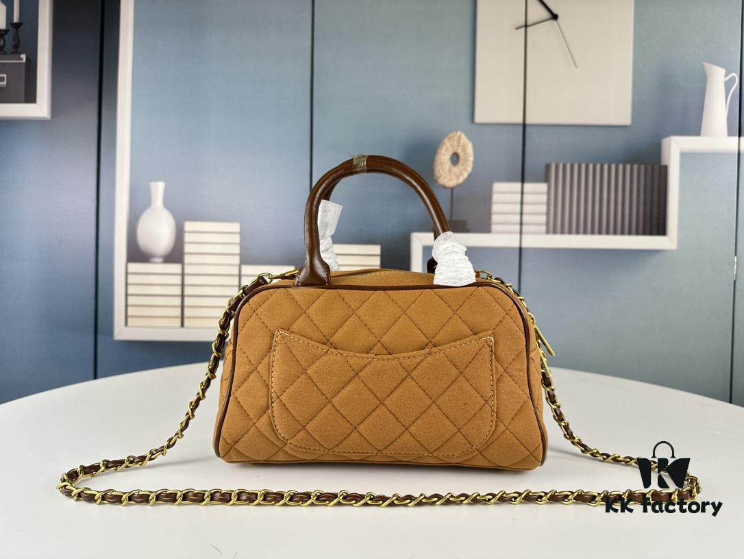 New Arrival Wholesale Jennie Same Style Chanel Bowling Bag in Black – Why Is It So Popular?