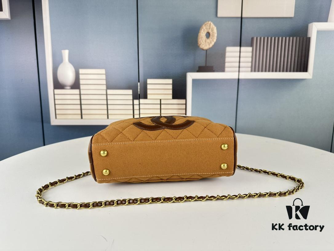 New Arrival Wholesale Jennie Same Style Chanel Bowling Bag in Black – Why Is It So Popular?