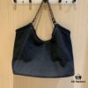 Xiaoxiang Home Chanel Denim Crossbody Tote Bag [CHANEL] 2024 New Trendy Fashionable Popular Style, Perfectly Designed to Capture Girls' Hearts, Chanel Denim Collection, Large Capacity, Lightweight, Flattering for Everyone, Must-Have for Stylish Women