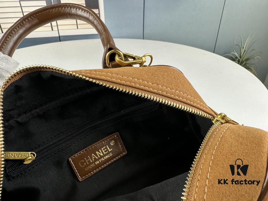 New Arrival Wholesale Jennie Same Style Chanel Bowling Bag in Black – Why Is It So Popular?