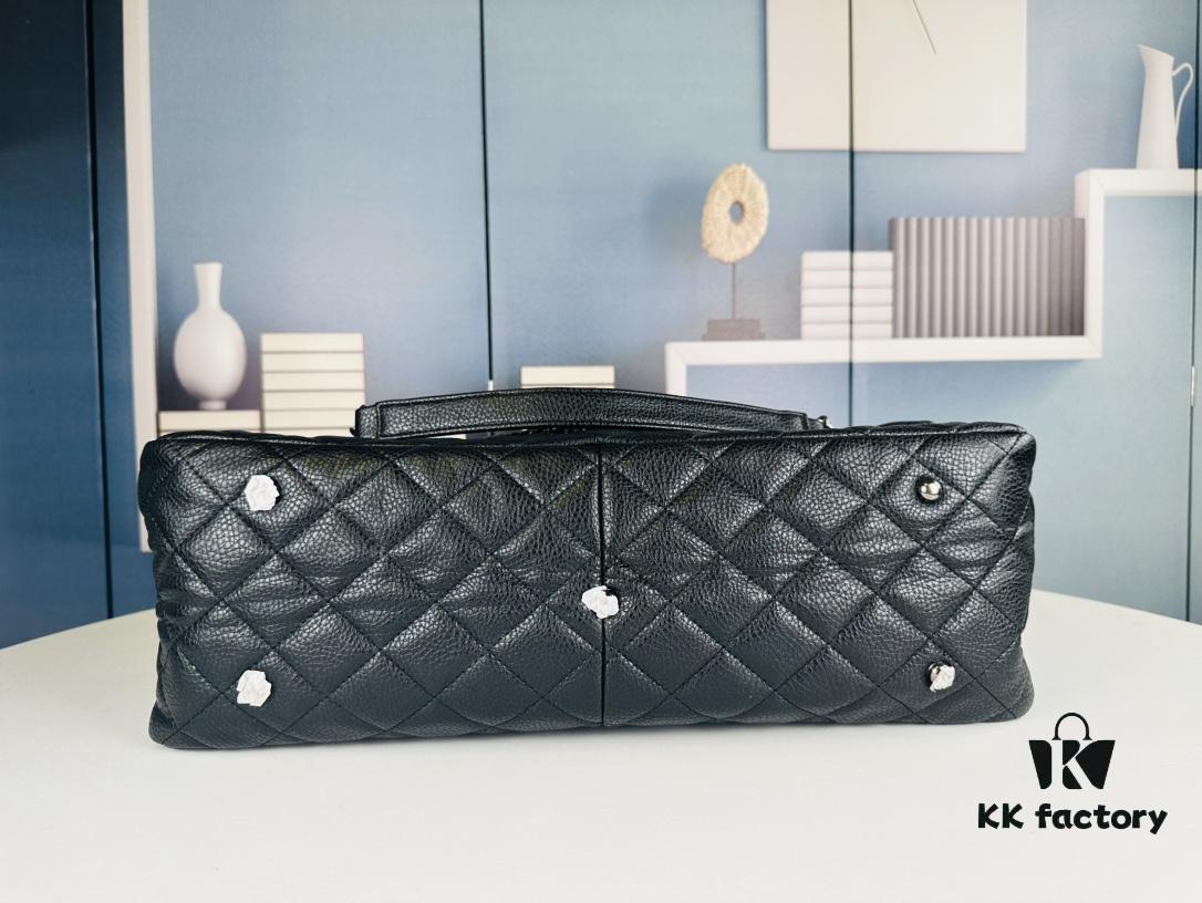 New Arrival Chanel CF Extra Large Airport Tote Bag (Black Silver)