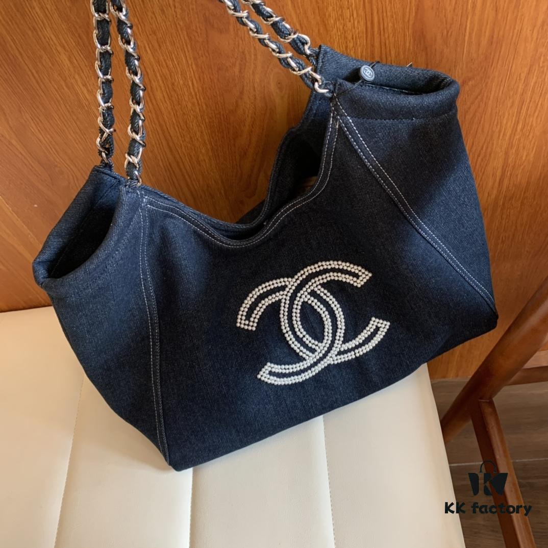 CHANEL Denim Underarm Tote Bag 2024 New Arrival Fashion Trendy Style