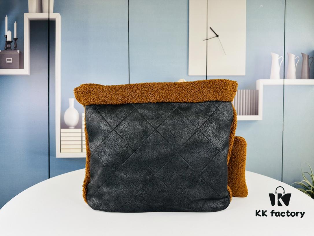 New Arrival Teddy Bag from Chanel 22B