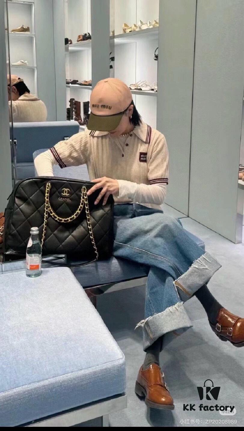 New Large Size Extremely Hard-to-Get 24 Spring/Summer Chanel Bag!!!